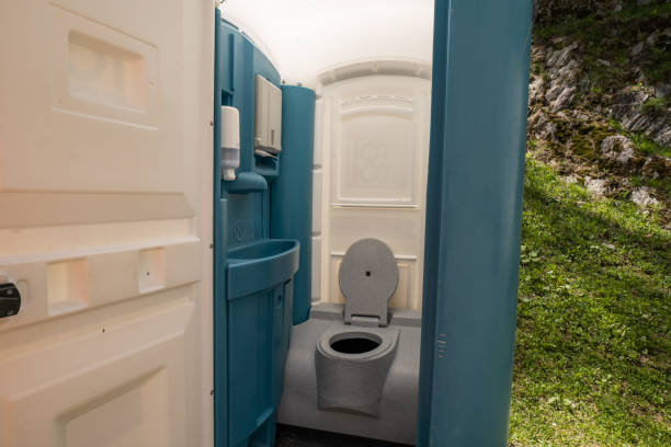 Best High-end porta potty rental  in Earlham, IA
